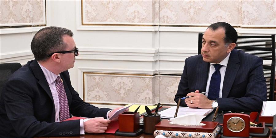 رئيس الوزراء يستعرض نتائج اجتماعات صندوق النقد والبنك الدولي